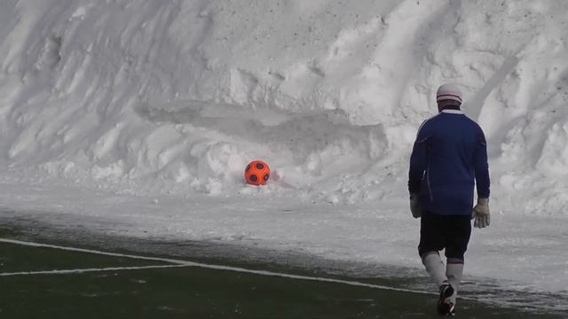 Волжский Уран - КНПЗ 1:2 (1:1)