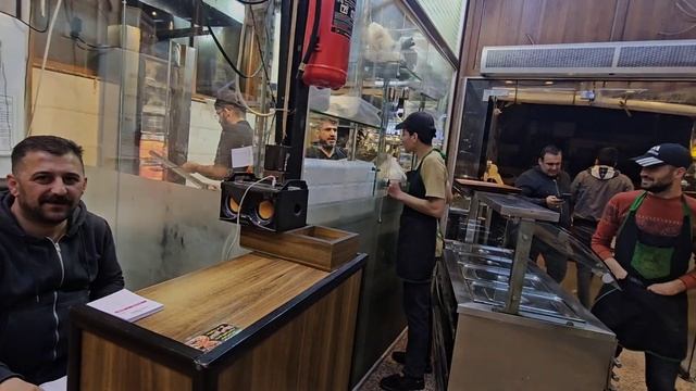 طريقة عمل كباب العراقي | ارخص أكلات الشعبية | اكل الشوارع العراقي. موصل смотреть онлайн