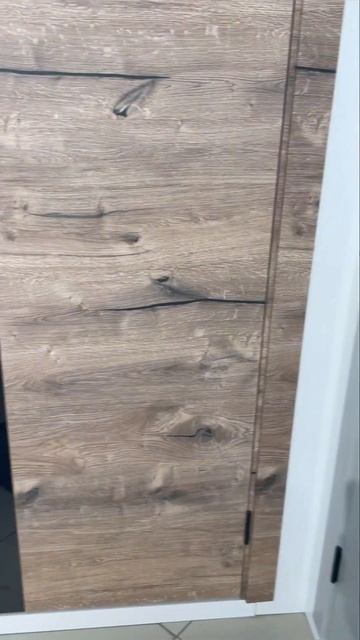 Дверь Royal 2 с черной пластиковой кромкой #design #interior #door #designinterior #home #fashion смотреть онлайн