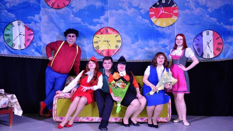 спектакль "Боинг-Боинг" смотреть онлайн