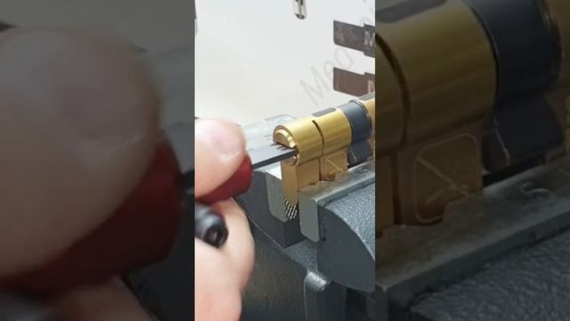 Lock pick MCM SCX Plus https://Medvejatnik.com.ua ➕️ смотреть онлайн