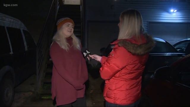 Police: Domestic assault suspect fires gun, prompting neighbors to evacuate in SE Portland смотреть онлайн
