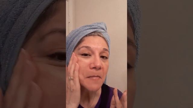 MY PERSONAL REVIEW On The fmg Magix Tint Oil-Free Tinted Moisturizer! смотреть онлайн