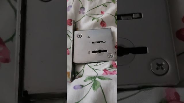 Сломанный замок смотреть онлайн