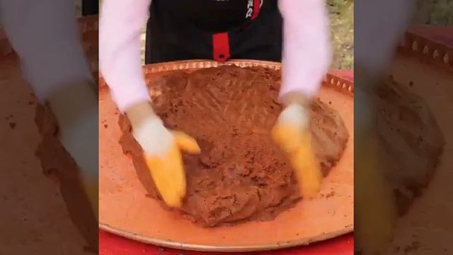 طائر النعام المحشي بلخضارمن الشيف بوراكdelicious food turkish by chef cznburak смотреть онлайн