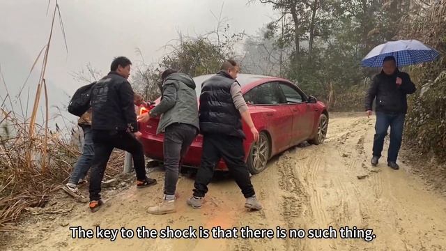 4款TESLA越野比拼，泥地居然漂移上山！電車越野也可以很強！ #tesla #offroad #model3 #modely#elonmusk смотреть онлайн