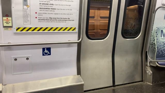 Riding on Greenbelt bound 7000 Series смотреть онлайн
