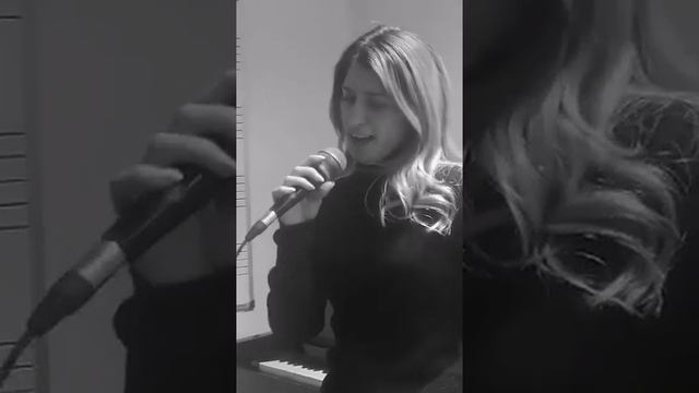 Време за урок! Лили Иванова-Ветрове /опити за нещо различно/ смотреть онлайн
