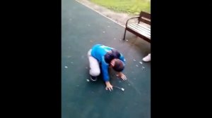 Нелли садится на бутылку