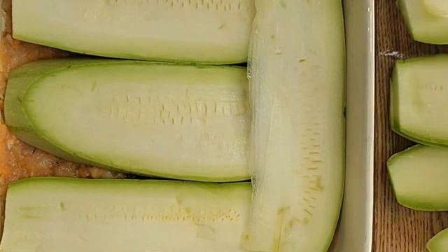 В сезон КАБАЧКОВ, всегда готовлю эту вкусную запеканку и Вам советую 😉