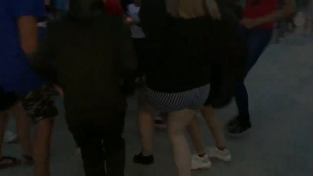 на дискотеке в лагере смотреть онлайн