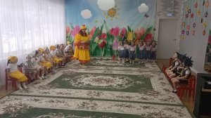 "За солнышком" утренник в младшей группе
