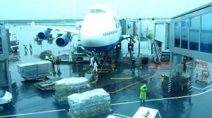 Boeing 747-400. Замена колес шасси