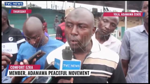 WATCH: Pro-Government Prosters Hold Rally In Yola смотреть онлайн