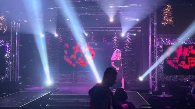 Holly X.O. - Celine Dion - All By Myself смотреть онлайн