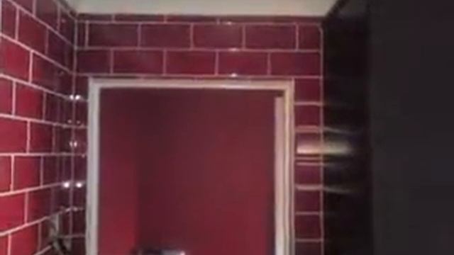 Red brick tiling in kitchen смотреть онлайн