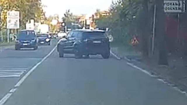 Italy Bad Drivers #143 смотреть онлайн