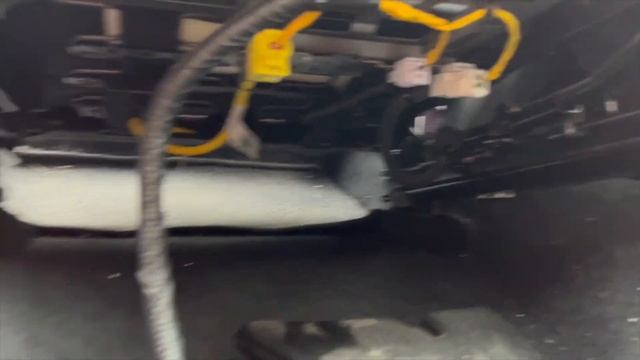 How to Remove a Hyundai or Kia Car Seat (shown on a 2018 i30) смотреть онлайн