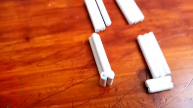 Gladiadores Hecho De Palitos De Papel, Luchadores