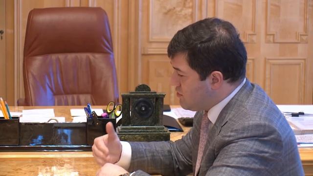 Грозний Гройсман про Карпатський ліс смотреть онлайн