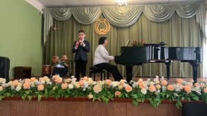 Р.Ильина «На качелях»