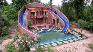 Построили виллу из жердей и глины.