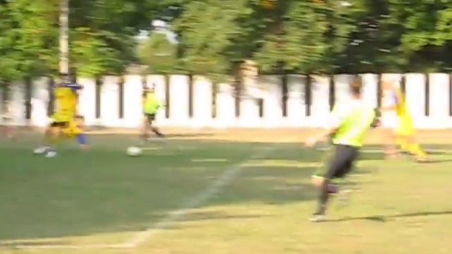 Волинь-Цемент Здолбунів - ФК Гоща-АМАКО. 16 тур. Чемпіонат Рівненщини 2009 смотреть онлайн