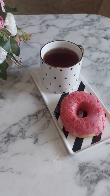 #рекомендации #recommendations #утро #пончик #pink #donut #coffee #tea #чай #кофе