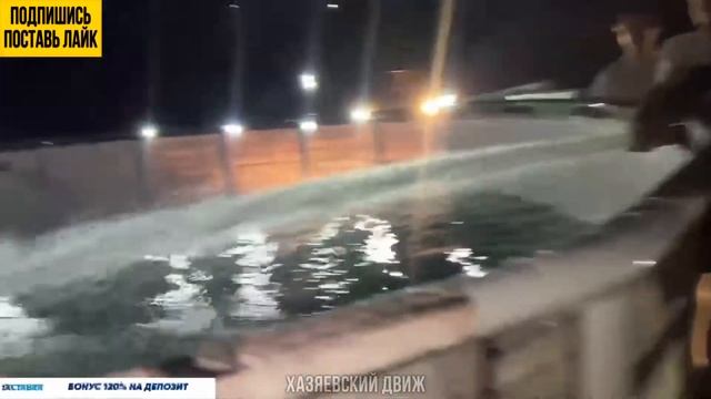 САМЫЕ ОПАСНЫЕ ПРЫЖКИ С ЗИПЛАЙНА В БАССЕЙН | ВЫШКА ВЫСОТОЙ 8 МЕТРОВ | ЭКСАЙЛ ЛЕТИТ ЗАДОМ смотреть онлайн