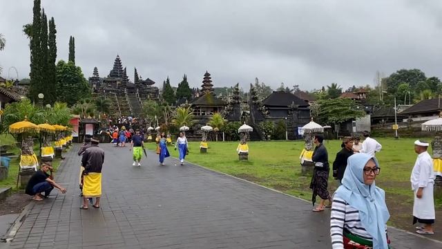 Besakih Temple, Bali, Indonesia смотреть онлайн