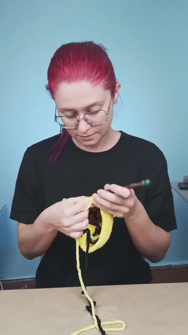 Вяжу жирафика смотреть онлайн