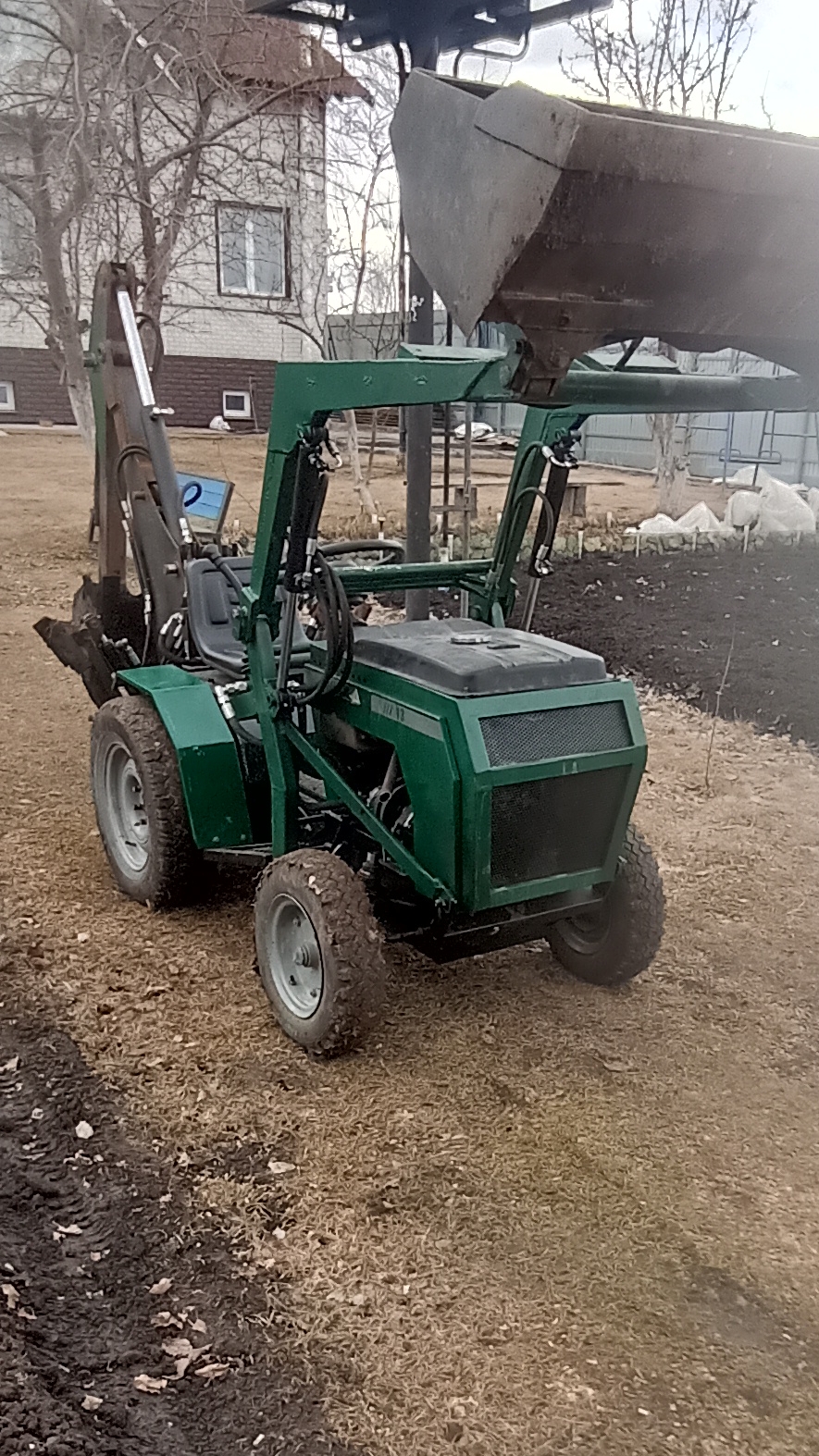 scene_output.mp4 смотреть онлайн