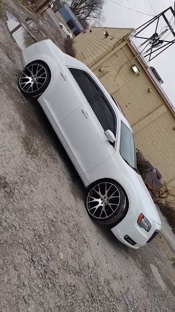 24inch replica on Chrysler 300 смотреть онлайн