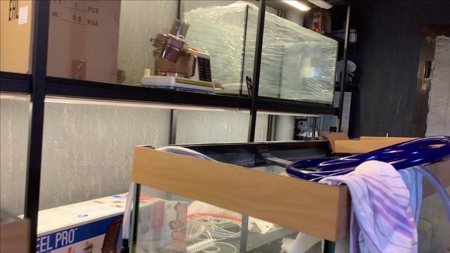 Изготовление стойки с авкариумами.Пруд в гараже. смотреть онлайн