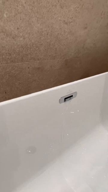 #hansgrohe Душевая система с наполнением ванны #valleroy&boch через перелив 🛀 #сантехника Эксклюзив смотреть онлайн