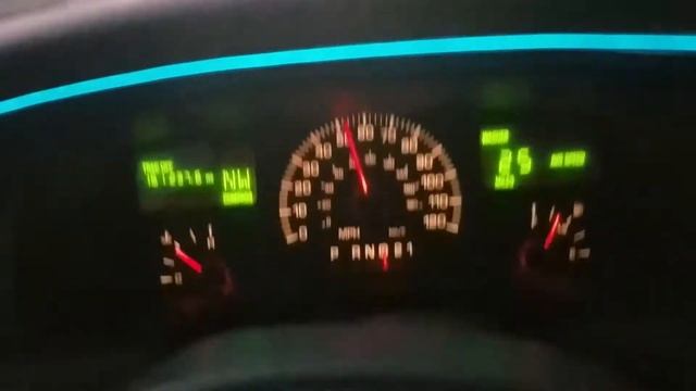 20-90 mph run,2001 Lincoln town car смотреть онлайн