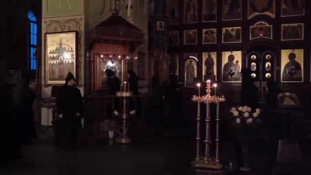 ВЕЛИЧАНИЕ ПРЕСВЯТОЙ БОГОРОДИЦЕ В КАНУН ПРАЗДНИКА ПОХВАЛЫ БОЖИЕЙ МАТЕРИ | ХОР ИВЕРСКОГО МОНАСТЫРЯ смотреть онлайн