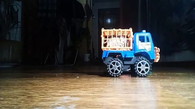 StikBot везёт слона!!! смотреть онлайн