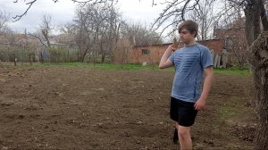 Решили посадить картошку. Опять кормлю НУТРИЙ сама. 26.03.25.