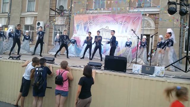 ''Урарту'' танец Сардарапат