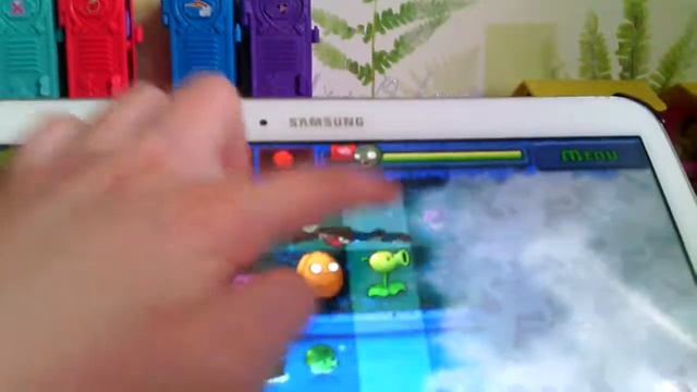 Зомби против растений! Играем и боимся! смотреть онлайн