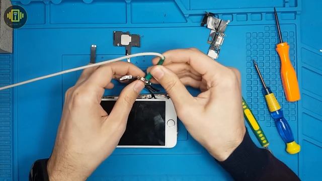 30 TL iPhone Şarj Kulaklık Girişi On Off Cep Telefonu Tamiri смотреть онлайн