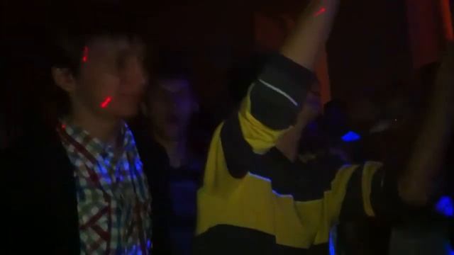 VLOG04: Ezhprom vs IndieGo vs Top Rankin @ Пятый Элемент, 25.09.10 смотреть онлайн