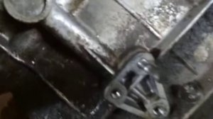 если шпилька не откручивается из аллюминия