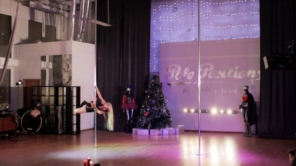 Юнона Юникова преподаватель студии Pole Positions Moscow