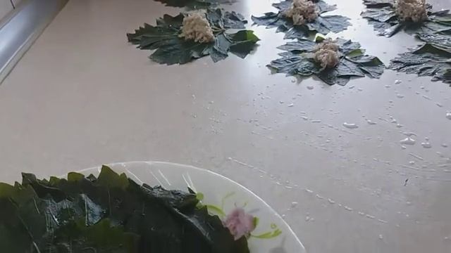 Uzbek juicy dolma, cabbage and grape.долма по узбекски. смотреть онлайн
