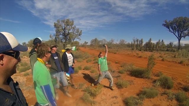 FINKE 2014 || Thongs & Tongs BBQ Club Trip смотреть онлайн