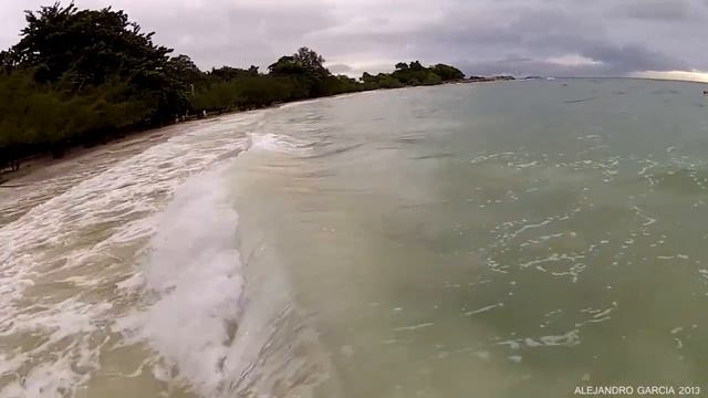 Koh Samet, flying around Ao Wai with a tricopter смотреть онлайн
