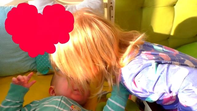 Canción Boo Boo + otras Canciones Infantiles con Katya y Dima смотреть онлайн