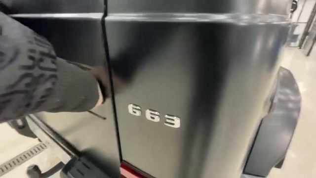Установка доводчиком дверей Mercedes G63 AMG W463a W464
